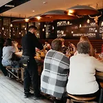 马里博尔城市公寓酒店 酒店 4*