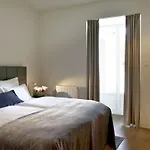 马里博尔城市公寓酒店